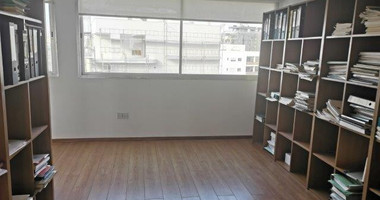 Spacious 200 m² Office for Rent in Agia Zoni