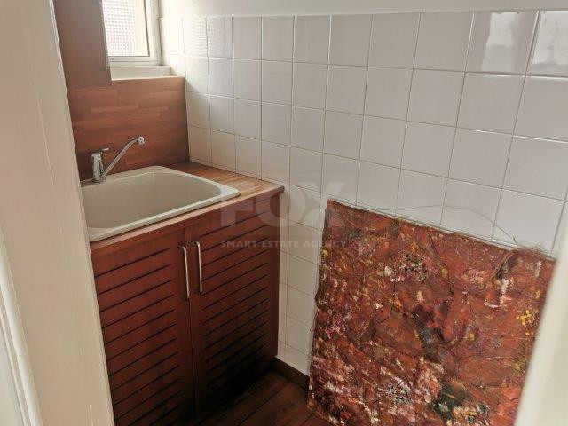 Spacious 200 m² Office for Rent in Agia Zoni