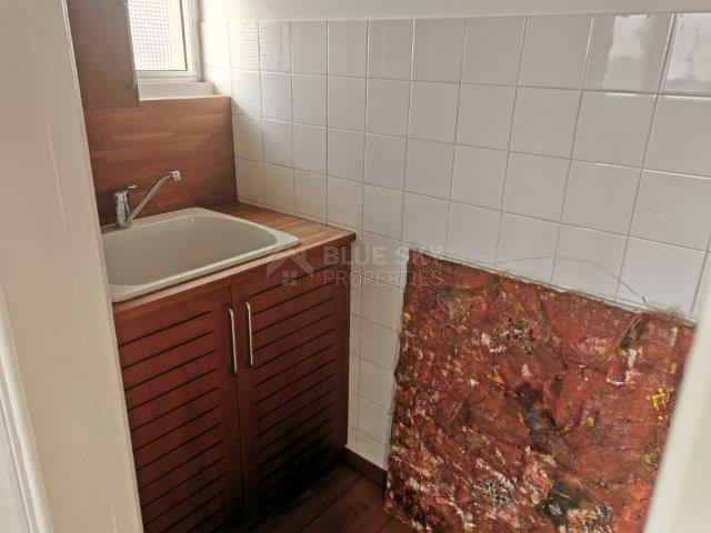 Spacious 200 m² Office for Rent in Agia Zoni