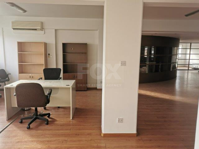 Spacious 200 m² Office for Rent in Agia Zoni