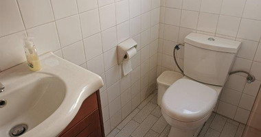 Spacious 200 m² Office for Rent in Agia Zoni
