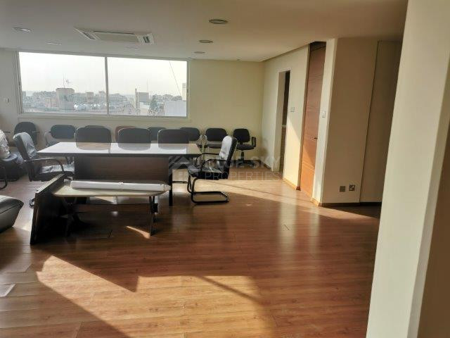 Spacious 200 m² Office for Rent in Agia Zoni