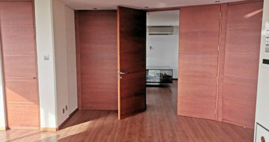 Spacious 200 m² Office for Rent in Agia Zoni