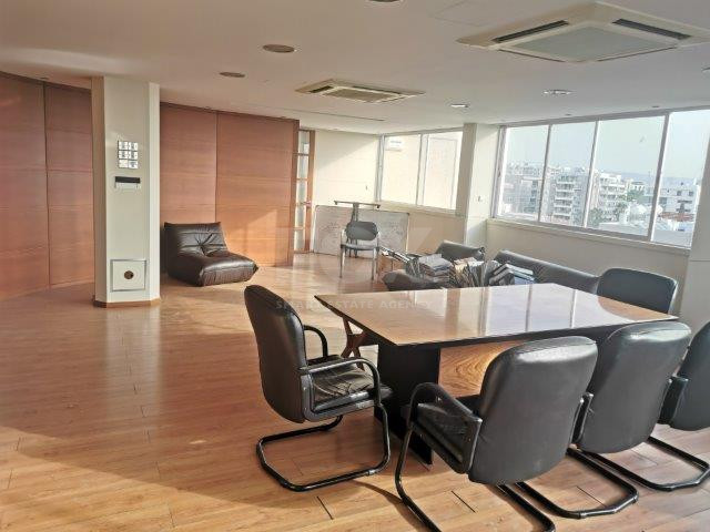 Spacious 200 m² Office for Rent in Agia Zoni