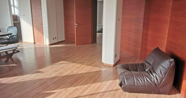Spacious 200 m² Office for Rent in Agia Zoni