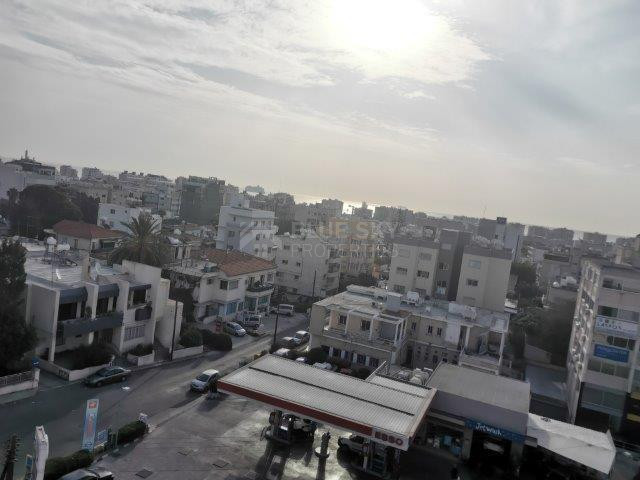 Spacious 200 m² Office for Rent in Agia Zoni