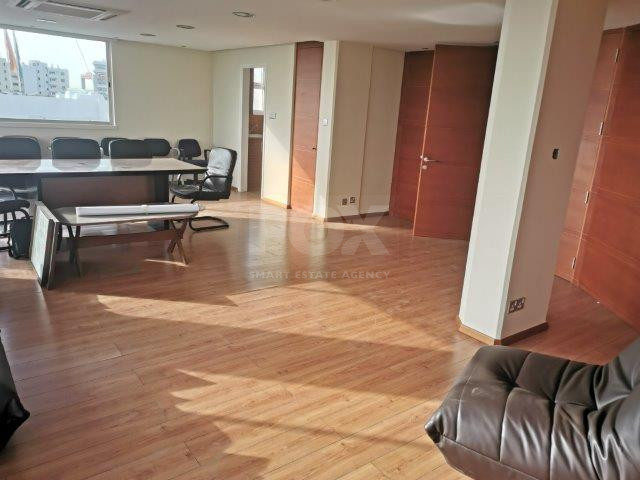 Spacious 200 m² Office for Rent in Agia Zoni