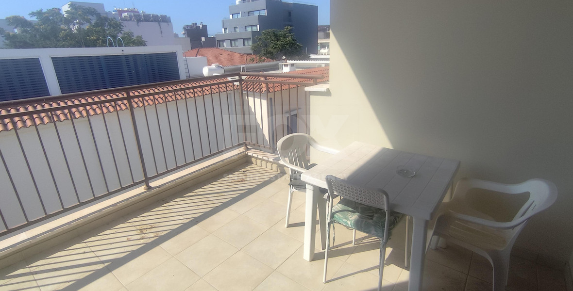 Beautiful two Bedroom Apartment for Rent in Agia Triada – Walking Distance to the Beach