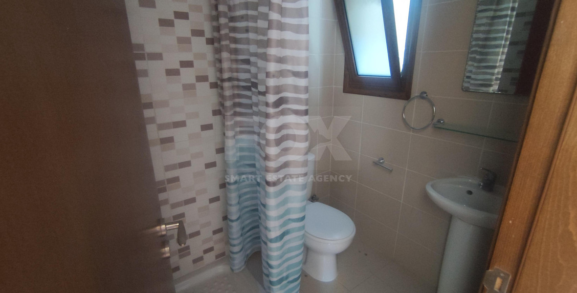 Beautiful two Bedroom Apartment for Rent in Agia Triada – Walking Distance to the Beach