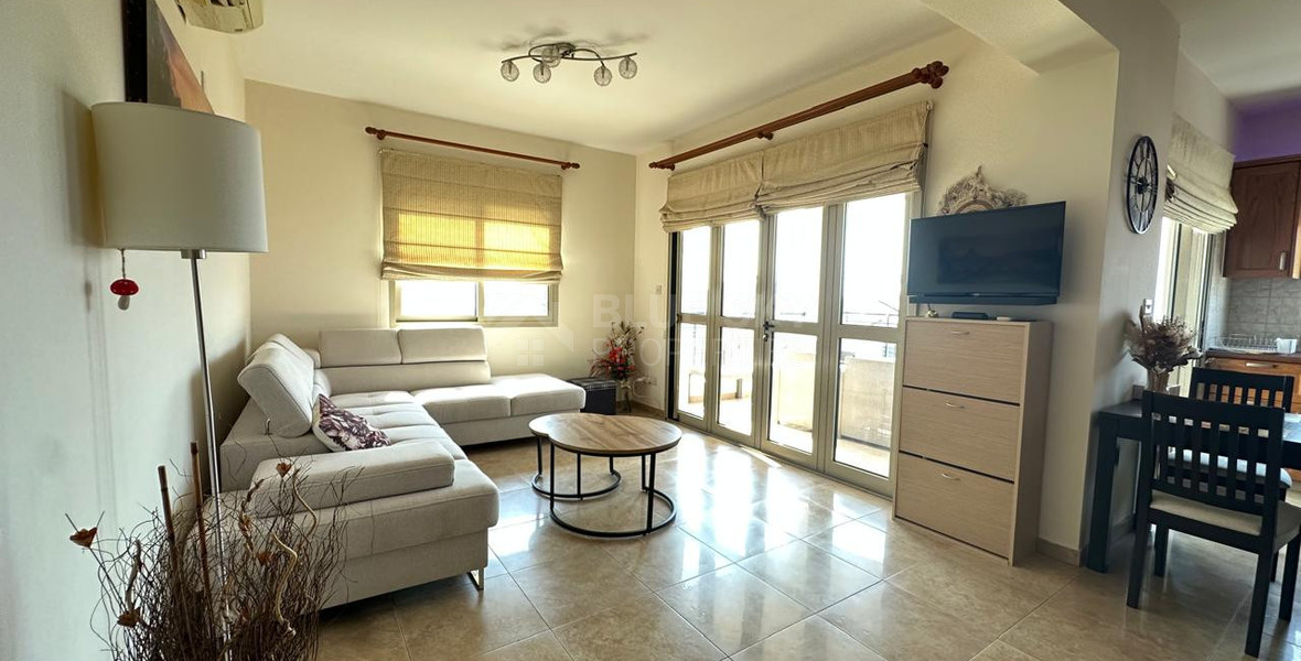 Modern Renovated Two-Bedroom Apartment with Panoramic Sea & City Views | Panthea