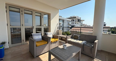 Modern Renovated Two-Bedroom Apartment with Panoramic Sea & City Views | Panthea