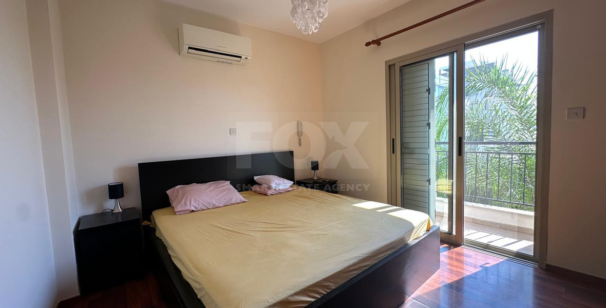 Modern Renovated Two-Bedroom Apartment with Panoramic Sea & City Views | Panthea
