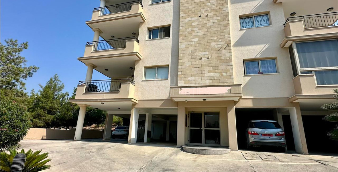 Modern Renovated Two-Bedroom Apartment with Panoramic Sea & City Views | Panthea