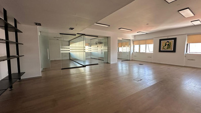 Premium Office Building for Rent | 1,000 m² | Private Garden | Prime Business Location | Katholiki
