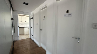 Premium Office Building for Rent | 1,000 m² | Private Garden | Prime Business Location | Katholiki