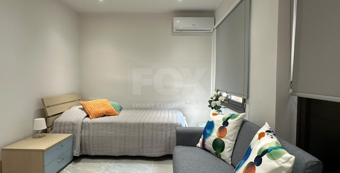 Fully Furnished Studio Apartment with Courtyard – Available Now