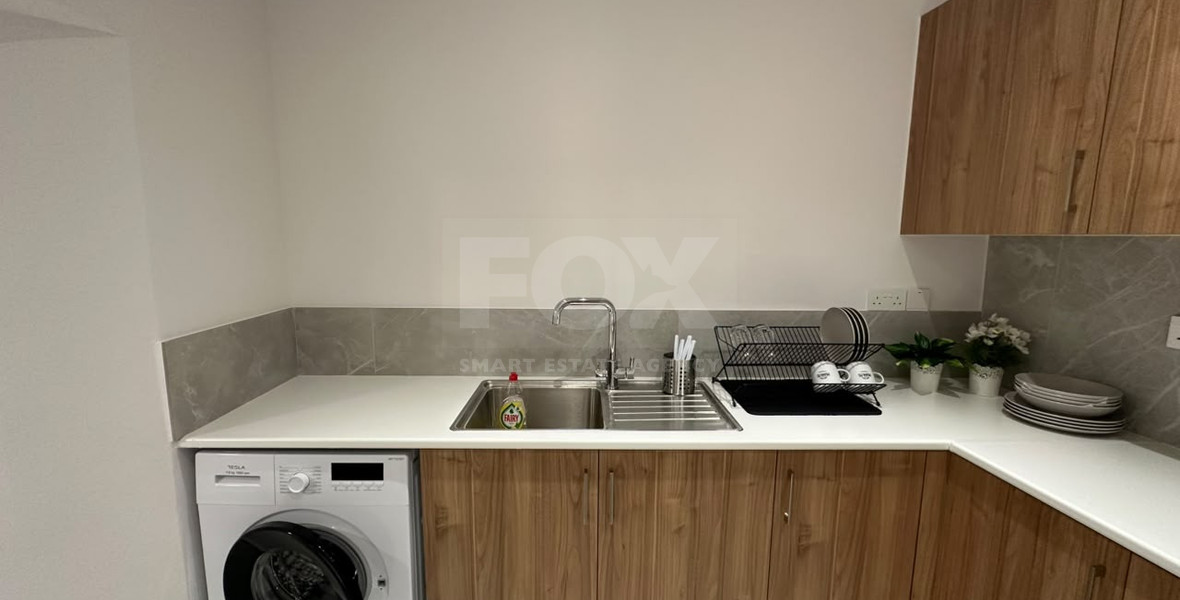 Fully Furnished Studio Apartment with Courtyard – Available Now