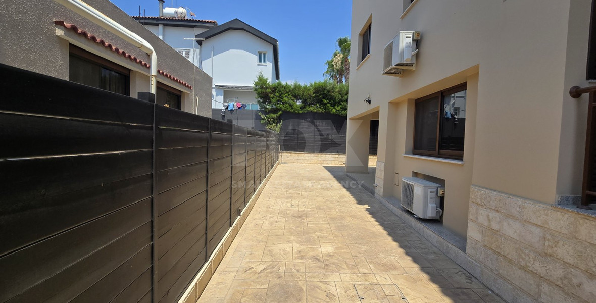 Lovely 4-Bedroom House with Private Apartment for Sale in Kolossi