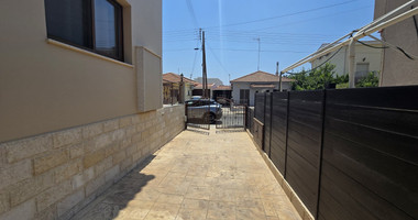 Lovely 4-Bedroom House with Private Apartment for Sale in Kolossi
