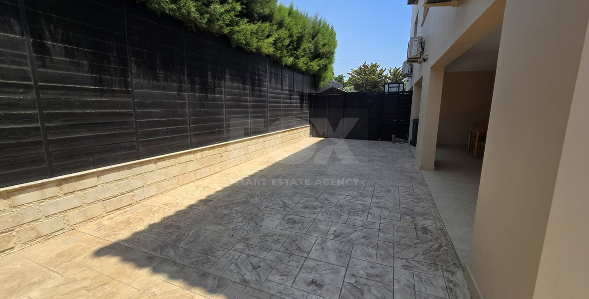 Lovely 4-Bedroom House with Private Apartment for Sale in Kolossi