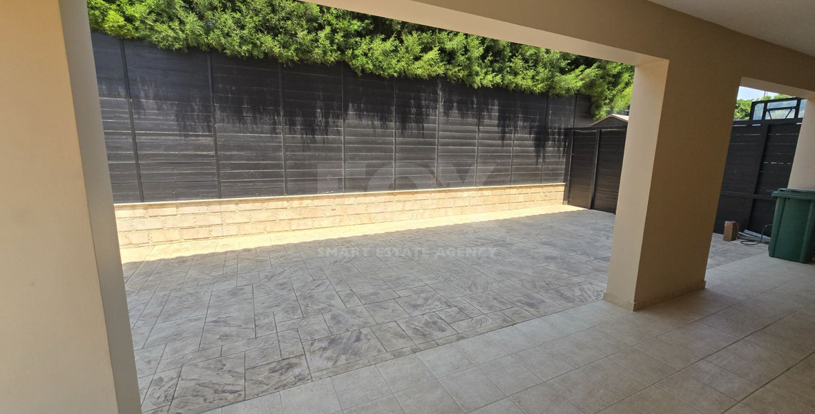 Lovely 4-Bedroom House with Private Apartment for Sale in Kolossi