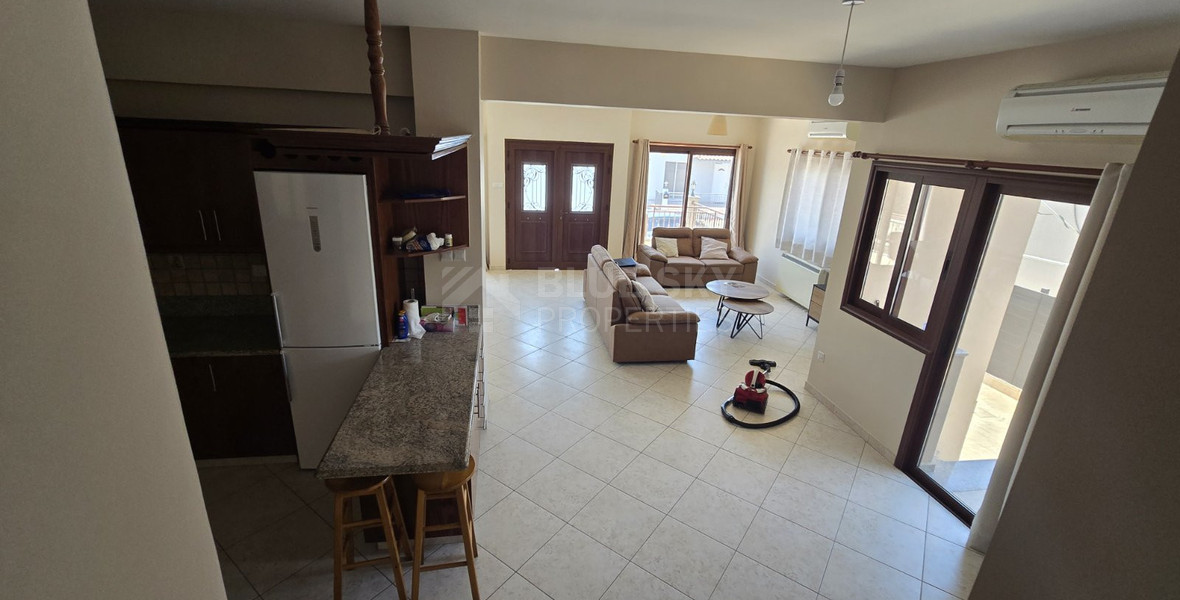 Lovely 4-Bedroom House with Private Apartment for Sale in Kolossi