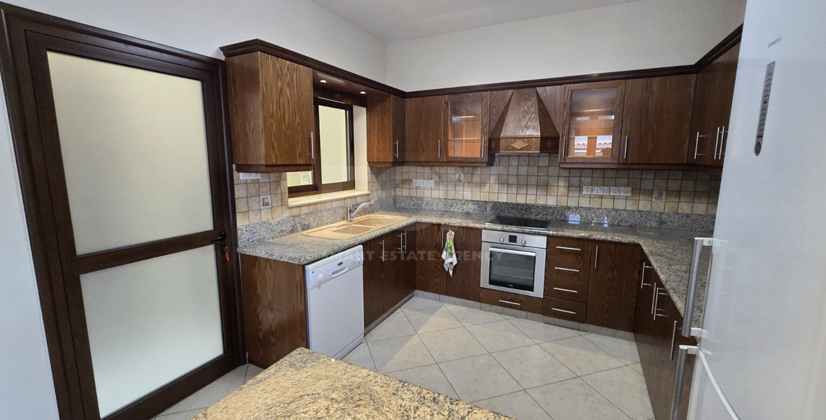 Lovely 4-Bedroom House with Private Apartment for Sale in Kolossi