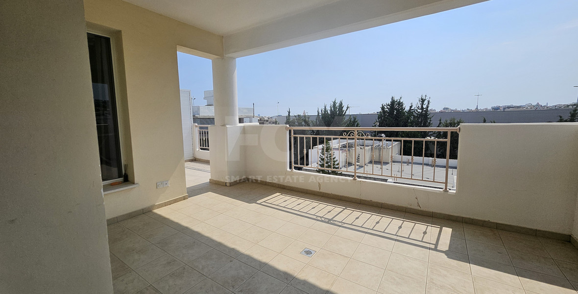 Top Floor Two Bedroom, Furnished Apartment in Mesa Geitonia Area