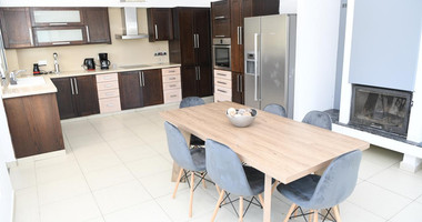 Four Bedroom Villa For Rent