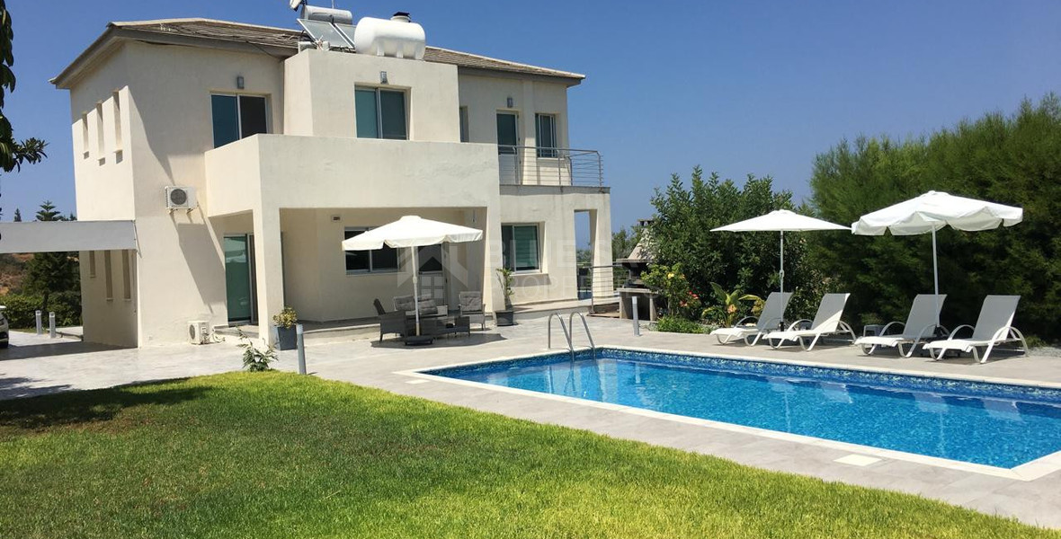 Four Bedroom Villa For Rent