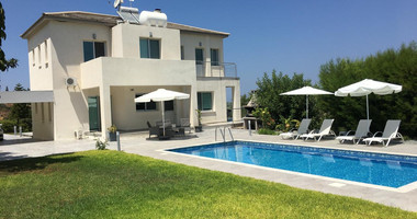 Four Bedroom Villa For Rent