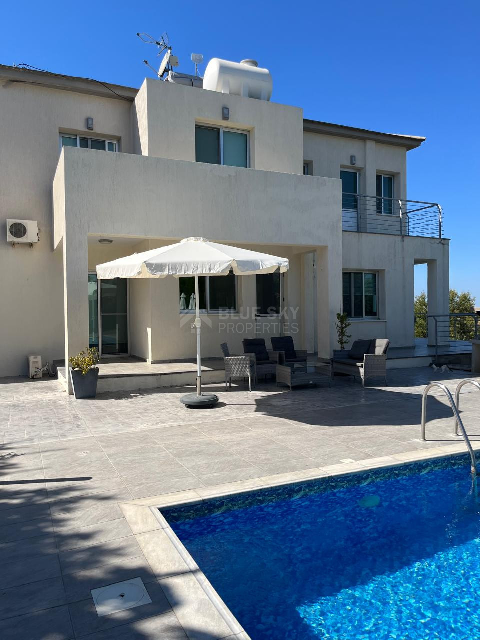 Four Bedroom Villa For Rent