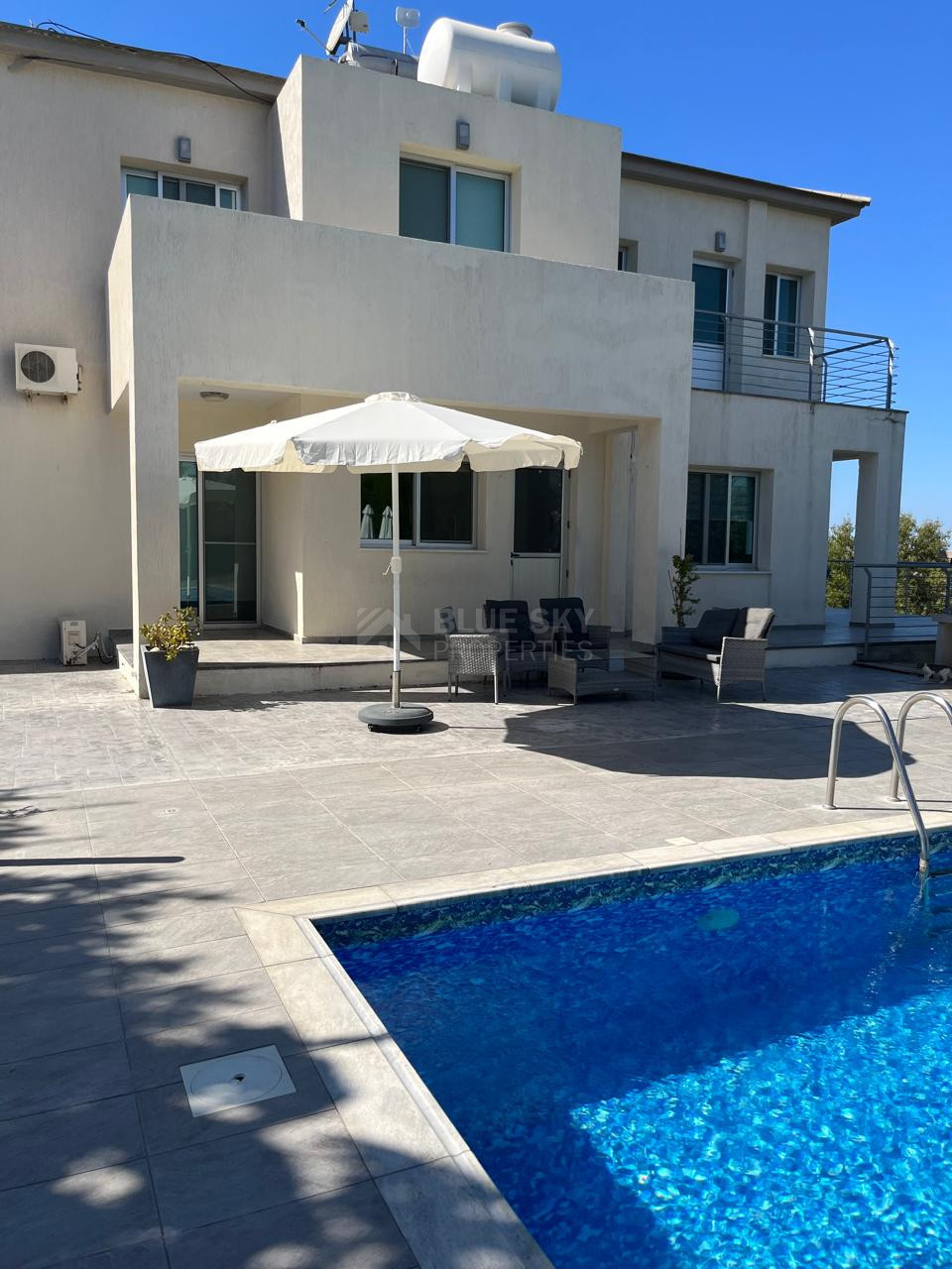 Four Bedroom Villa For Rent