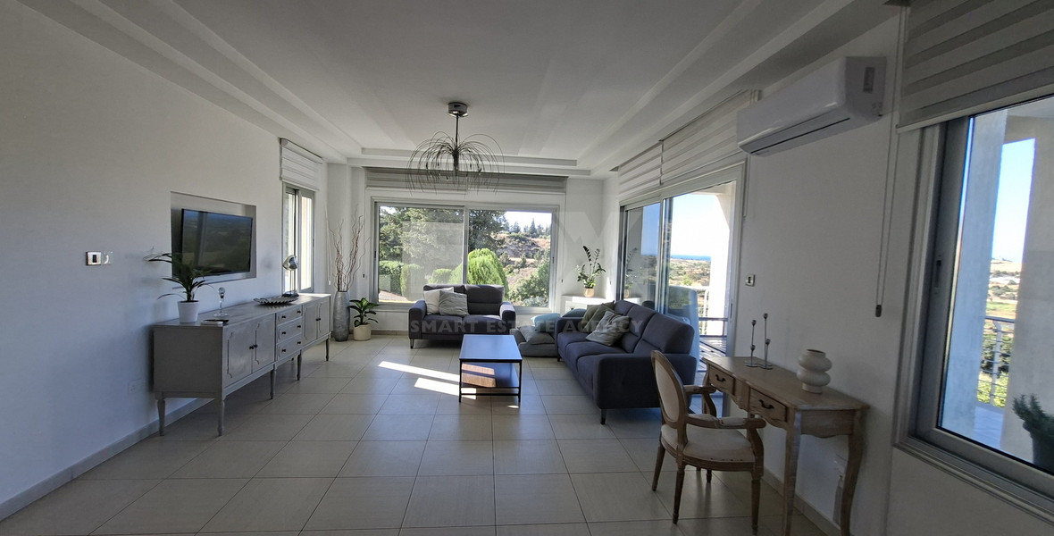 Stunning Four Bedroom Villa For Rent, paphos