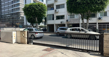 Elegant Three-Bedroom Apartment for Rent in Neapoli