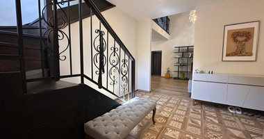 For Sale Contemporary Six-Bedroom Luxury Villa with Private Pool & Smart Home Technology, Souni