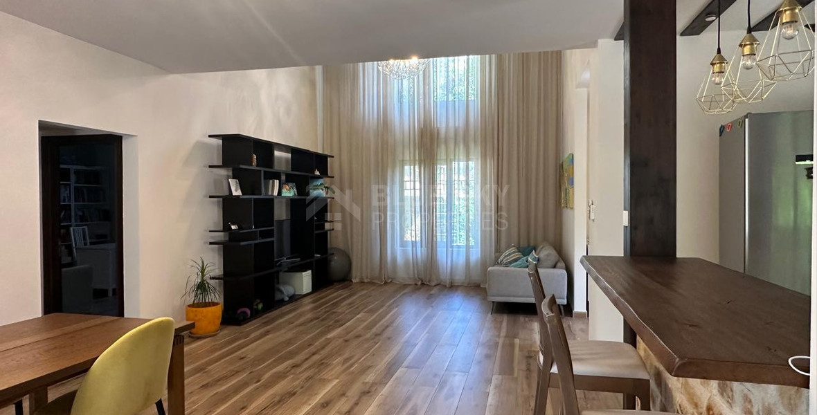 For Sale Contemporary Six-Bedroom Luxury Villa with Private Pool & Smart Home Technology, Souni