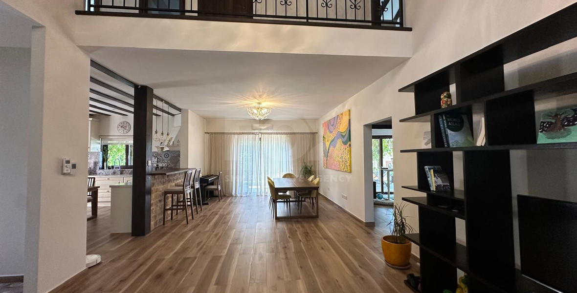 For Sale Contemporary Six-Bedroom Luxury Villa with Private Pool & Smart Home Technology, Souni