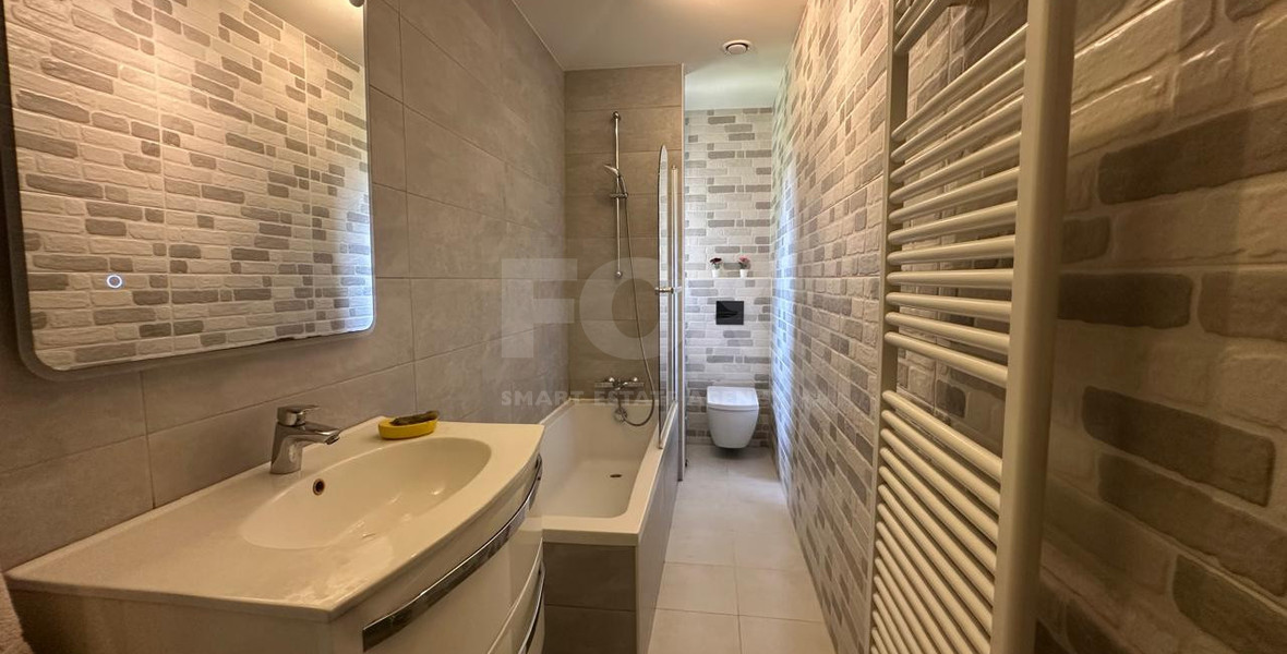For Sale Contemporary Six-Bedroom Luxury Villa with Private Pool & Smart Home Technology, Souni