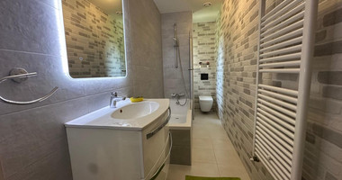 For Sale Contemporary Six-Bedroom Luxury Villa with Private Pool & Smart Home Technology, Souni