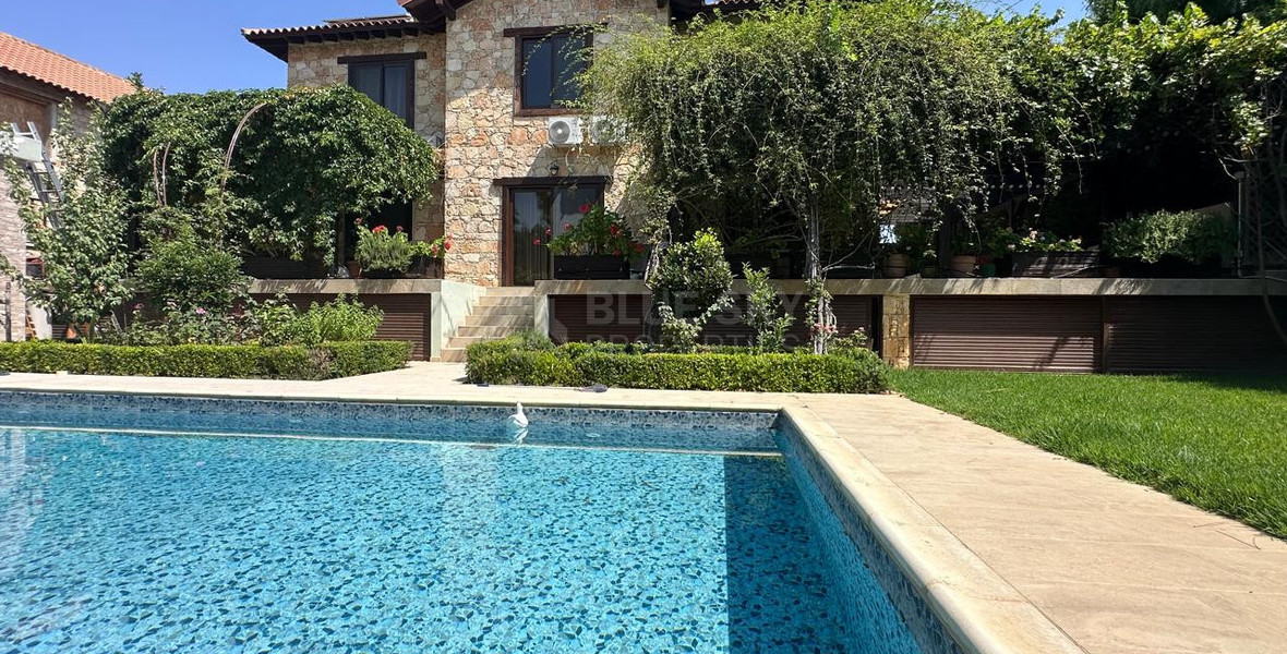 For Sale Contemporary Six-Bedroom Luxury Villa with Private Pool & Smart Home Technology, Souni