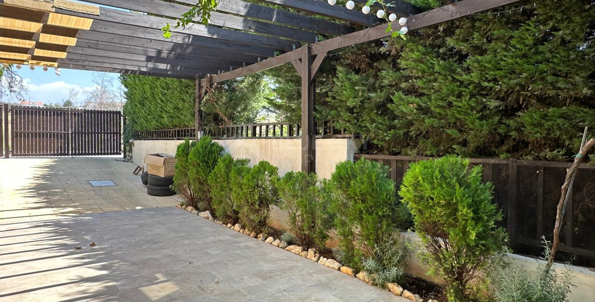 For Sale Contemporary Six-Bedroom Luxury Villa with Private Pool & Smart Home Technology, Souni