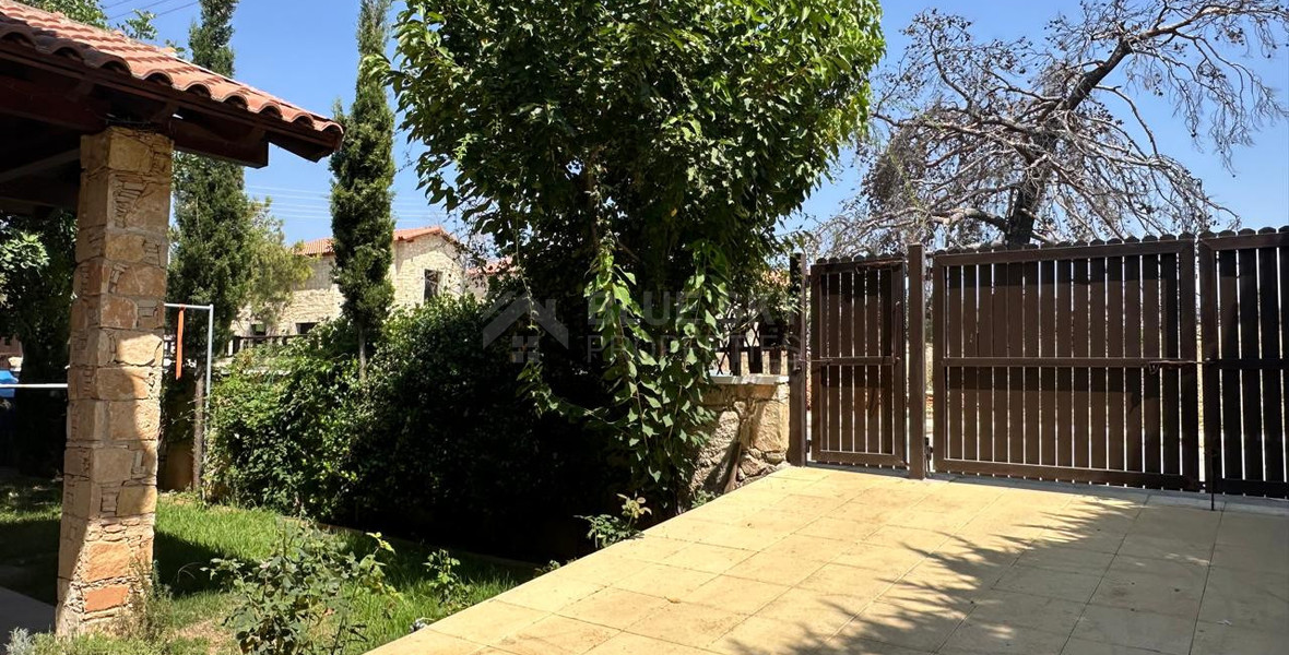 For Sale Contemporary Six-Bedroom Luxury Villa with Private Pool & Smart Home Technology, Souni