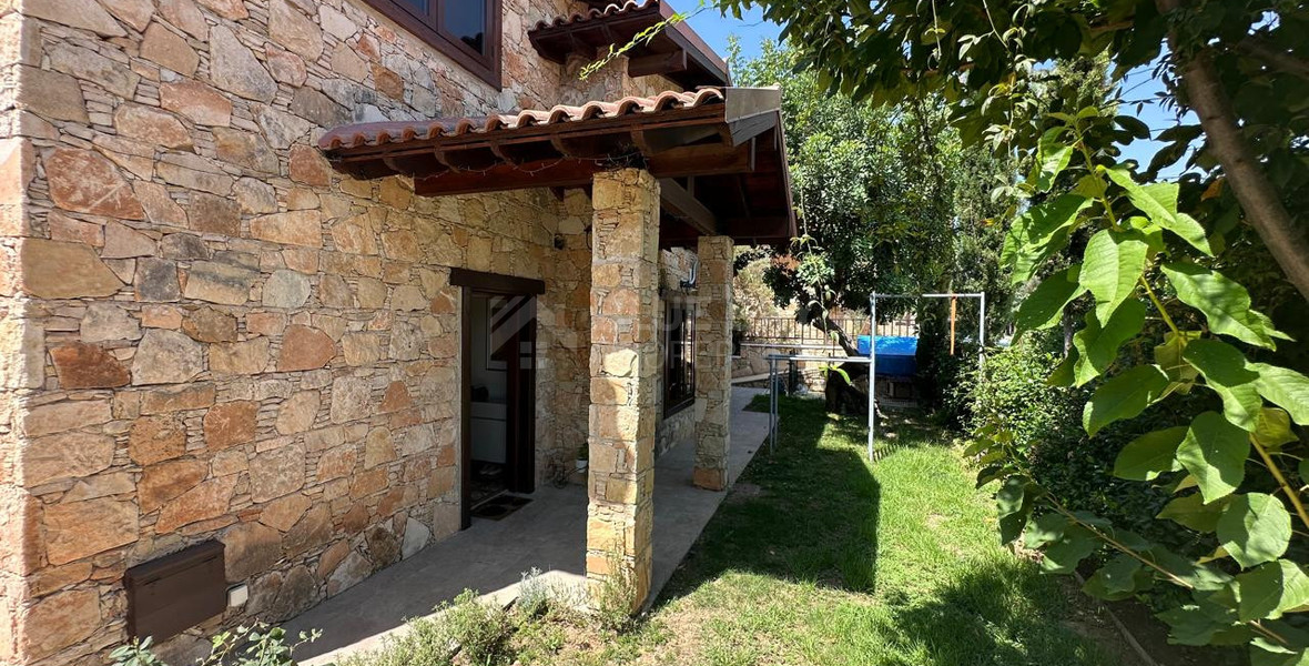For Sale Contemporary Six-Bedroom Luxury Villa with Private Pool & Smart Home Technology, Souni