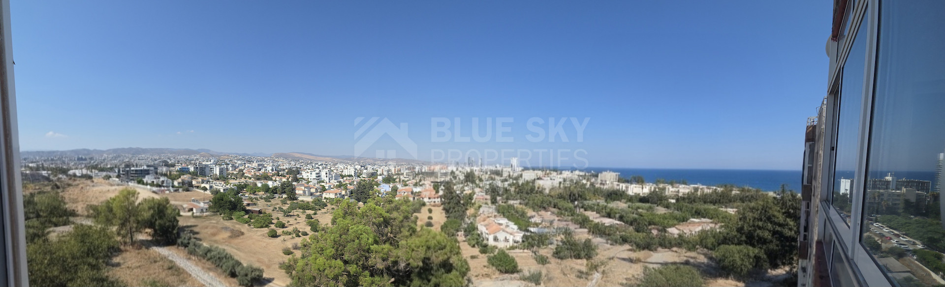 FOR SALE TOP-FLOOR SEAFRONTTWO BEDROOM APARTMENT | PANORAMIC MEDITERRANEAN & CITY VIEWS | NEAPOLI, LIMASSOL
