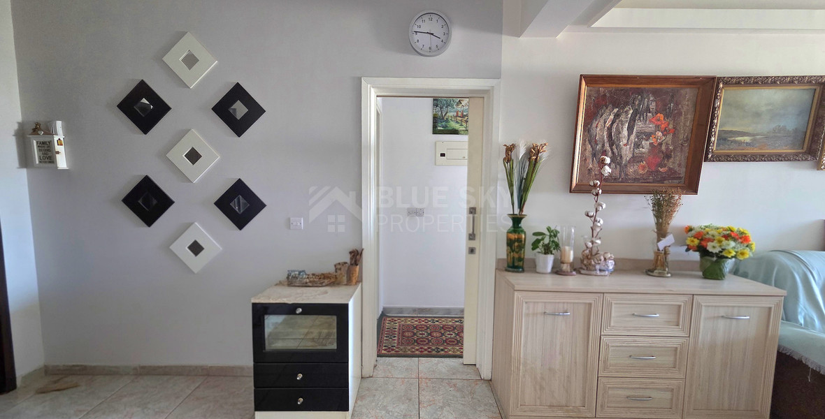 FOR SALE TOP-FLOOR SEAFRONTTWO BEDROOM APARTMENT | PANORAMIC MEDITERRANEAN & CITY VIEWS | NEAPOLI, LIMASSOL