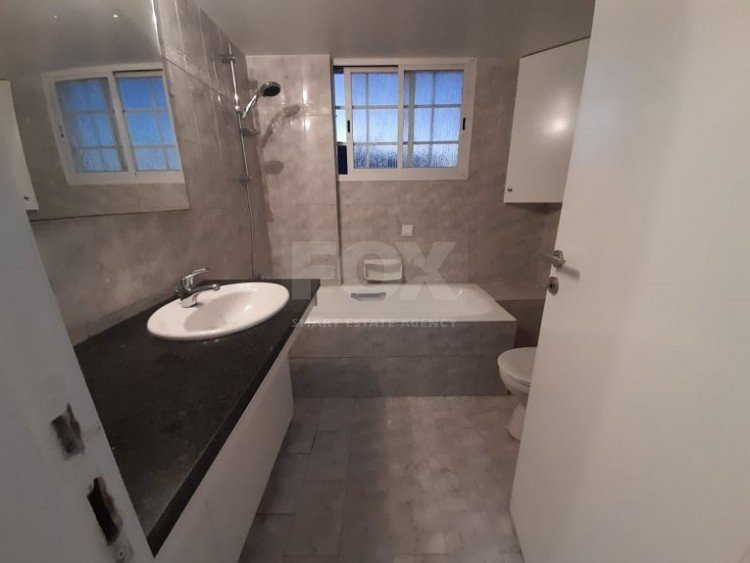 Three Bed House To Rent In Kato Polemidia Limassol Cyprus