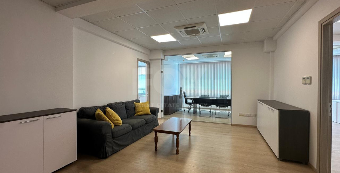 Premium Fully Furnished Office  240 m² in Agia Zoni
