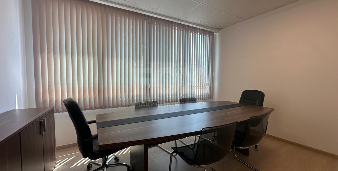 Premium Fully Furnished Office  240 m² in Agia Zoni