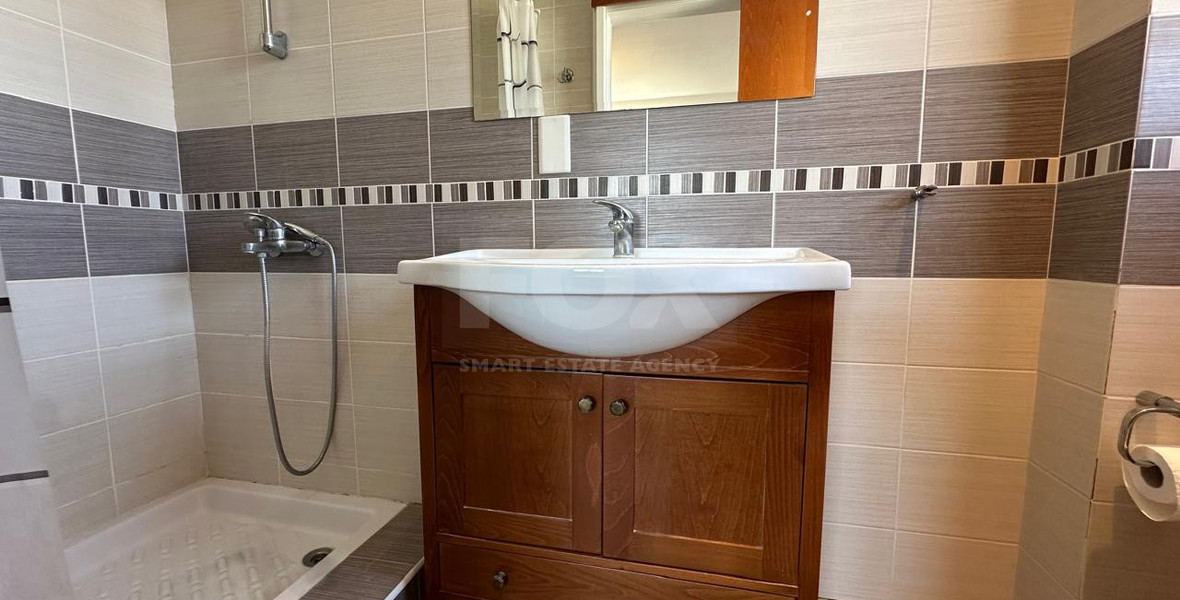 Modern Three-Bedroom Fully Furnished Apartment for Rent | Kato Polemidia
